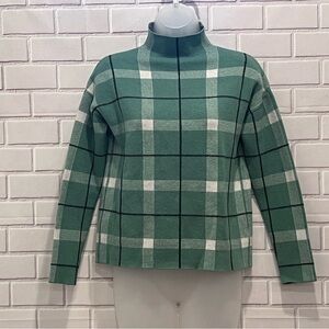 JNY JONES NEW YORK Green Plaid Mock-Neck
Pullover Sweater Size XS